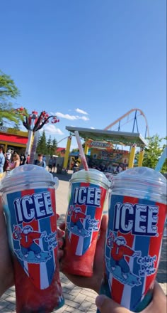 Carnival aesthetic, slushies, canada’s wonderland, carnival drinks, colourful drinks, cute drink photos Knotts Berry Farm Outfit, Canadas Wonderland, Knotts Berry Farm, Teen Summer, Cedar Point, Summer Fun List, Fall Travel