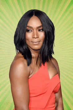 Ageless Wonder: Angela Bassett   - Best In Black Beauty 2017: The A-Listers, Stylists and Influencers Making Major Moves Black Hair Medium Length, Black Hair Medium, Haircut Black Women, Angela Bassett, American Hairstyles, Modern Haircuts, Hairstyles For Women Over 50, Lob Haircut, The Jacksons