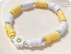 Polymer Clay Bracelet Ideas Diy, Bracelets Inspo Clay Beads, Clay Bead Bracelet Ideas Preppy Spring, Easter Clay Bead Bracelet Ideas, Aesthetic Clay Bead Bracelet Ideas, Yellow Bracelet Ideas, Aesthetic Clay Bead Bracelets, Preppy Bracelets Clay Beads, Clay Bead Bracelet Ideas Aesthetic