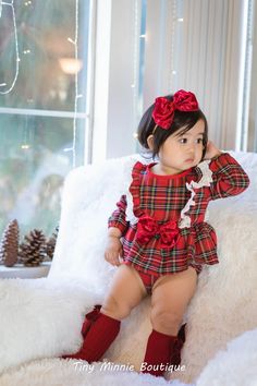 Christmas Romper Skirt Baby Romper My 1st Christmas Photo | Etsy Baby Christmas Photo Shoot Ideas, Family Christmas Outfits Photography, Christmas Toddler Photoshoot Ideas, Christmas Outfit Toddler Girl, Pictures With Santa Outfits, Christmas Outfits For Baby Girl, Christmas Bed Photoshoot, Outfits For Birthday Parties, Infant Christmas Outfit Girl