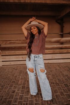 Rodeo Chic, Distressed Flare Jeans, Rodeo Outfits