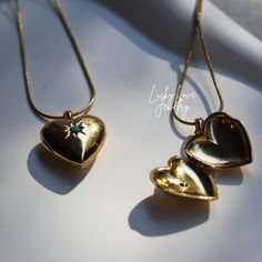 18K Gold Plated Heart Locket Necklace with Photo, Photo Necklace, Personalized Gold-Plated Heart Locket Charm Necklace Welcome!  Our jewelry is crafted with precision and made from high-quality materials. Here are the features of our products: ✨Material: Stainless Steel and Brass ✨Handmade Jewelry: Each piece is meticulously crafted by hand. ✨Anti-Allergic and Skin-Friendly: Suitable for sensitive skin. ✨Waterproof: Suitable for daily use and resistant to water exposure. ✨Tarnish Resistant: Desi Heart Locket Necklace, Photo Necklace, Locket Charms, Photo Photo, Heart Locket, Necklace Personalized, Locket Necklace, Blue Stone, Pendant Necklaces