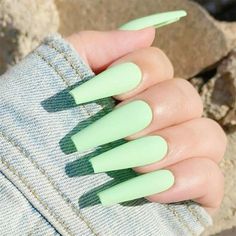 Fake Nails Long, Coffin Nails Matte, Nagel Tips, Green Nail, Coffin Press On Nails, French Acrylic Nails, Fake Nails With Glue, Ballerina Nails, Nails Long