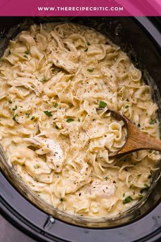 Chicken Recipes Slow Cooker, Salisbury Steak Crockpot, Creamy Chicken And Noodles, Crockpot Chicken And Noodles, Chicken And Noodles, Italian Seasonings, Slow Cooker Creamy Chicken, Recipes Slow Cooker, Chicken Tonight