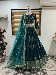 Pretty In Pink Dress, Indian Wedding Dresses, Dresses Indian Wedding, Wedding Dresses Indian, Cotton Lehenga, Velvet Lehenga, Indian Lehenga Choli, Lehnga Dress, Work Lehenga