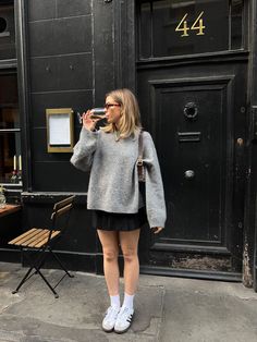 Shop Oversized mohair-blend jumper - … and other curated products on LTK, the easiest way to shop everything from your favorite creators. Black Mini Skirt Outfit, Mini Skirt Outfit, Black Skirt Outfits, Japan Outfit, Diy Vetement, Miniskirt Outfits