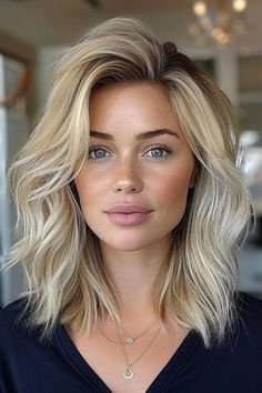 Long Bob Blonde Hair, Blond Long Bob, Best Haircuts Women, Blonde Long Bob, 2024 Haircut, Mom Haircuts, Haircuts Women, Mom Hair, Long To Short Hair