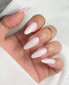 Elegant White Nails Acrylic, Simple Bridal Nails Almond, Almond Nails Designs Milky White, Spring Acrylic Nails Almond Shape, Milky White Nails Acrylic Almond Long, Almond Full Set Nails, Natural Almond Nails Milky White, Clear White Nail Designs, Almond Acrylic Nails Milky White