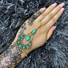 Jewellery Headpiece, Hand Panja, Gold Hand Chain, Indian Wedding Jewellery, Prom Birthday, Hijab Pins, Headpiece Jewelry, Maang Tikka, Gold Hand