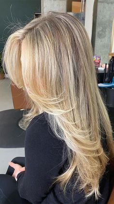 Curtain Bangs Blonde, Blonde Layered Hair, Styled Hair, Blonde Layers, Hairstyles For Layered Hair, Honey Blonde Hair, Blonde Hair Looks, Blonde Hair With Highlights