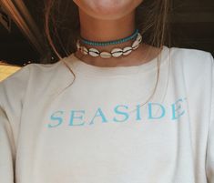 Summer Choker, Beachy Outfits, Sweatshirt Aesthetic, Summer Stuff, Fit Ideas, Beach Town