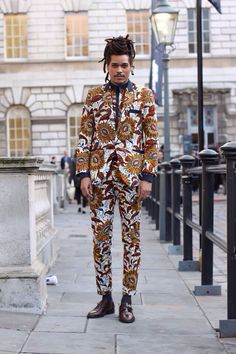 London Street Fashion, Mode Shoes, Afrikaanse Mode, African Inspired Fashion, African Men Fashion, London Street Style, Sharp Dressed Man, Africa Fashion