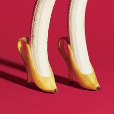 there are two bananas that have been placed on top of each other with the words yellow dancer written below them