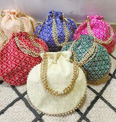 Lot Of 100 Indian Handmade Women's Embroidered Potli Bag Bindi Pouch Mehndi Decor Gift Weeding Gift Return Gift for Guests Coin Pouch Shagun Note -: we are deal in wholesale also. we have all decorative items. If you have any query please feel free to ask. Please visit our shop Product Item -: Hand Bags Size -: Length- 9" inches , width- 9"inches Material -: Fabrics, Beads You can use this item for gift for guests, wedding, party, festive and any occasion. This colorful Clutch Purse with vibrant Embroidered Clutch Purse, Gift For Guests, Handmade Wedding Favours, Potli Bag, Mehndi Decor, Embroidered Clutch, Return Gift, Potli Bags, Drawstring Pouch