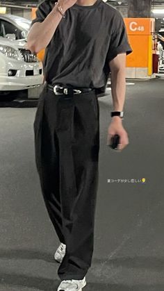 Eboy Aesthetic Outfits Men, Full Black Outfit, Korean Street Fashion Men, Black Outfit Men, Summer Outfits Men Streetwear, Mens Smart Casual Outfits, Minimalist Fashion Men, Trendy Boy Outfits, Mens Casual Dress Outfits