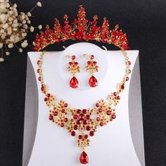 Baroque Vintage Gold Red Crystal Jewelry Sets For Valentine's Day, Red Ruby Jewelry Sets For Party, Elegant Red Jewelry Sets For Party, Elegant Red Jewelry Sets For Wedding, Elegant Red Crystal Jewelry Set, Dubai Gold Jewelry, Crystal Bridal Jewelry Sets, Pearl Bridal Jewelry, Rhinestone Tiara