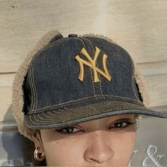 Ny Cap, Ny Hat, Yankees Cap, Yankees Hat, Cap Outfit, Mode Hippie, Denim On Denim, Denim Hat, Ny Yankees