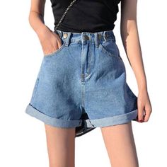 Denim Shorts - Classic High Waist Denim Short Vintage Denim Shorts, Jean Vintage, High Waist Denim, Vintage Short, Jeans For Short Women, Denim Short, Smart Design, High Waisted Shorts Denim, Denim Shorts Women