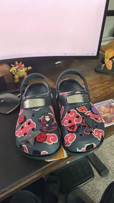 Itachi, Crocs, Naruto, Naruto Shippuden, Etsy, Jibbetz, Sharingan Naruto Crocs, Anime Crocs, Custom Crocs, Clog Slippers, Shoe Inspo, Christmas Wishlist, Anime Scenery, Naruto Shippuden