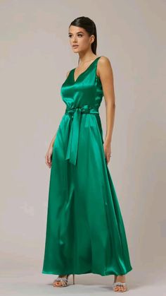 A-line Party Dress With Bias Cut, Green Satin A-line Dress, Silk A-line Prom Dress, Chic Satin V-neck Backless Dress, Green V-neck Gown For Summer, Elegant Green A-line Satin Dress, Silk A-line Satin Dress For Prom, Bias Cut Maxi Length Prom Dress, Green Summer Prom Gown