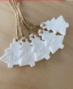 Air Dry Clay Gift Ideas, Scandi Decor, Scandi Christmas, Clay Crafts Air Dry, Trees Christmas, Christmas Hanging