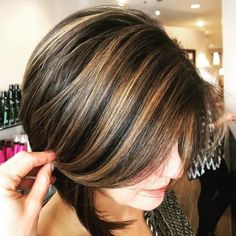 29 Hottest Caramel Brown Hair Color Ideas of 2020 Brown Hair Color Ideas 2023, Hair Color Ideas 2023, Dark Brown Hair With Blonde, Highlights Brown Hair Short, Light Brown Hair Color Ideas, Dark Brown Hair With Blonde Highlights, Brown Hair With Highlights And Lowlights