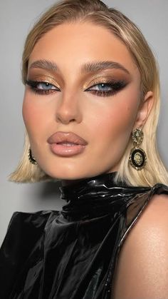 Makeup 2024, New Year's Makeup, Basic Workout, Wedding Inspo, Eye Makeup, Makeup, Beauty, Quick Saves, Make Up