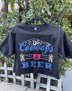 Cowboys & Beer Country Western Music Festival Cowgirl Cropped Graphic Tee Crop Top T-Shirt. This is a brand new shirt, unisex fit, 100% cotton and hand cropped. Please allow up to 5 business days to ship. Message me with questions or custom requests. Beer Crop Top, Country Graphic Tees, Cropped Graphic Tees, Graphic Crop Top, Western Look, Crop Top Tees, Beer Shirts, Cropped Tops, Cow Boy