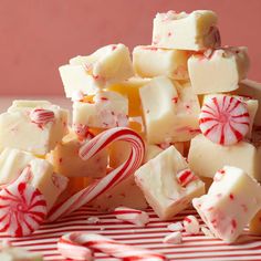 Cherry Mash Recipe, Cherry Mash Candy Recipe, White Chocolate Peppermint Fudge, Cherry Mash, Chocolate Peppermint Fudge, Peppermint Fudge Recipe, Homemade Christmas Candy, Candy Mints, Caramel Candies