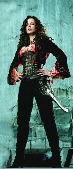 van helsing - Szukaj w Google Anna Valerious, Red Velvet Jacket, British Costume, Dark Red Velvet, Fantasy Things, Pictures Of Anna, Van Helsing, Costume Drama, Kate Beckinsale