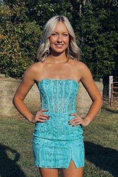 Strapless Blue Appliques Tight Short Dress Metallic Hoco Dress, Hoco Dresses Tight Strapless, Hoco Dresses Strapless, Teal Dress Short, Fun Hoco Dresses, Pretty Hoco Dresses, Home Coming Dresses, Light Blue Hoco Dress, Hot Pink Hoco Dress