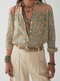 Front view of Maison Hotel's Bruna Button Up Blouse in the color Cotton Candy Indigo Accessories, Vintage Inspired Outfits, Floral Motifs, The Colour, Cotton Blouses, Linen Pants, True Vintage, Cotton Tops, Cotton Candy