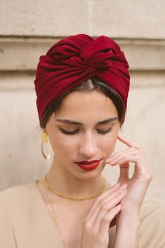 France Country, Ways To Wear A Scarf, Black Headband, Turban Headbands, Head Accessories, Healthy Glow, Aspect Ratio, Look Plus, Pretty Colours