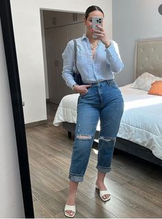 Summer Date Night Outfit Casual, Spring Outfits With Jeans, Outfit Buchifresa, Mom Outfits Spring, Winter Outfits Ideas, Outfits Gorditas, Trending Ideas