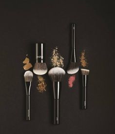 Sisley Makeup, Tools Photography, Makeup Tools Photography, Makeup 2017, New Cosmetics, Latest Makeup, Elegant Makeup