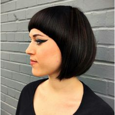 Sassoon Haircut, Vidal Sassoon Hair Color, Asymmetrical Haircut, Traditional Hairstyle, Fresh Haircut, Short Hair Lengths, Peinados Fáciles Para Cabello Corto