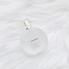 chanel chancee eau de toilette spray on white fur