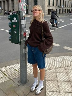 2024 Winter New Thick Knitted Oversized Sweater Women Casual Loose Slash Neck Pullovers High Street Linda Sza, Adidas Samba Outfit, Samba Outfit, Jumper Outfit, Oversized Sweater Women, Looks Street Style, Oversized Knitted Sweaters, Inspiration Mode