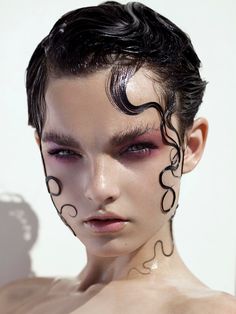 Editorial Make-up, Mode Editorials, Make Up Inspiration, Wild Hair, Hair Reference, Wet Look