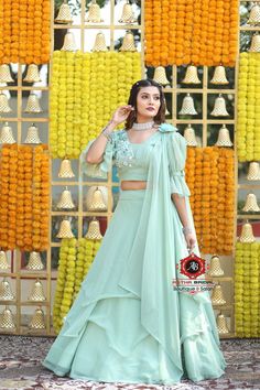 Long Gown Design, Anarkali Dress Pattern, Fashion Fails, Stylish Short Dresses, Fancy Dresses Long, Designer Blouse Patterns