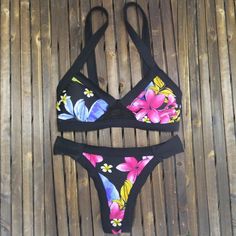 S 2-4, M 4-8, L 6-8 Swimsuit Material, Flower Skull, Black Swimwear, Summer Fashion Trends, Women's Summer Fashion, Women Swimsuits, Womens Swimwear, Fashion Prints, Summer Women