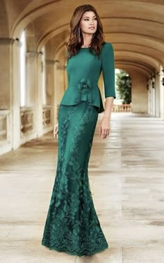 Elegant Mother of Bride/ Groom Dress Simple Green Lace Evening Formal Gowns Prom Dress sold by Wedding store on Storenvy Long Mothers Dress, Bride Groom Dress, Column Dress, Bride Gowns, Evening Gowns Formal