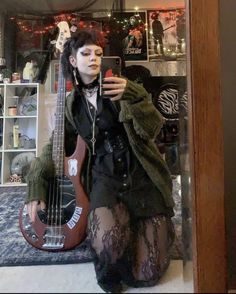 Mel Mercer, Dark Pixie, Hippie Goth, Romantic Fashion, Estilo Indie, Dark Romantic, Alt Fashion, Cool Fits, Goth Outfits