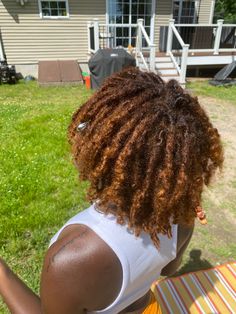 Honey Blonde And Brown Locs, Gold Locs Black Women, Honey Blonde Hair On Black Women Locs, Honey Blond Dread Locks, Honey Brown Dreads, Honey Blonde Locs, Cuban Twist Hair, Blonde Dreads