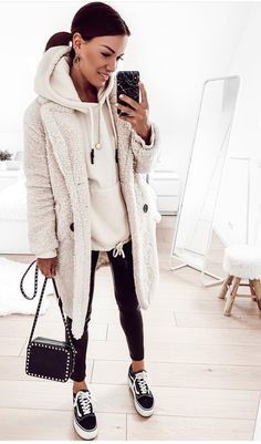 Chique Outfits, Pastel Outfit, Mode Inspo, Autumn Outfit, Mom Outfits, Mode Inspiration, Winter Fashion Outfits, Outfit Casual