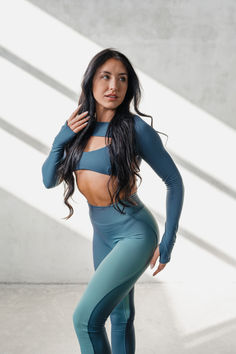 Medium Support Activewear With Thumbholes For Pilates, Fitted Bra-friendly Activewear For Pilates, Fitted Activewear With Thumbholes For Light Exercise, Supportive Fitted Activewear With Light Support, Fitted Activewear With Light Support For Pilates, Supportive Stretch Activewear, Bra Friendly, Stretch Leggings, Aura, Yarn