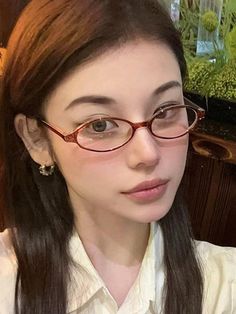 Collar     Embellished   Women Accessories Small Cat Eye Glasses, Glass Frames For Oval Face Women, Small Glasses Frames For Women, Oval Frame Glasses, Oval Glasses Frames For Women, Women With Glasses Aesthetic, Glases Girl Style, Glasses For Small Faces For Women, Oval Glasses Aesthetic