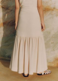 Textured High-Waisted Maxi Skirt | ME+EM Solid Maxi Skirt For Daywear, Beige Maxi Skirt With Elastic Waistband, Beige Tiered Skirt For Daywear, Beige Voluminous Tiered Skirt, Beige Voluminous Skirt Bottoms, Versatile High Waist Relaxed Maxi Skirt, Versatile High Waist Maxi Skirt, Versatile Tiered Lined Skirt, Ankle Sleeve