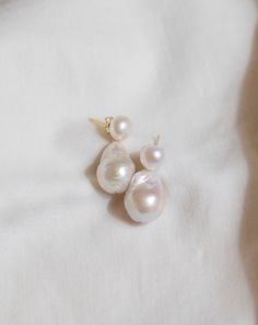 Jewelry Box Design, Pearl Earrings Wedding, Baroque Pearl Earrings, Bridal Earrings Pearl, Pearl Collection, Pearl Earring, Custom Jewelry Design, Everyday Earrings, Pearl Size