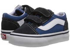 Vans Kids Old Skool V Core (Toddler) Kids Shoes Navy V Core, Vans Toddler, Kids Clothes Sale, Shoe Size Chart Kids, Back To School Shoes, Cheap Kids Clothes, Vans Kids, Classic Vans, Youth Shoes